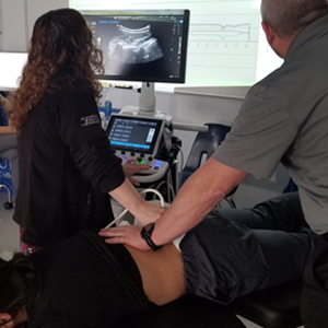 picture La Grande chiropractic ultrasound imaging of spinal vertebrae during treatment